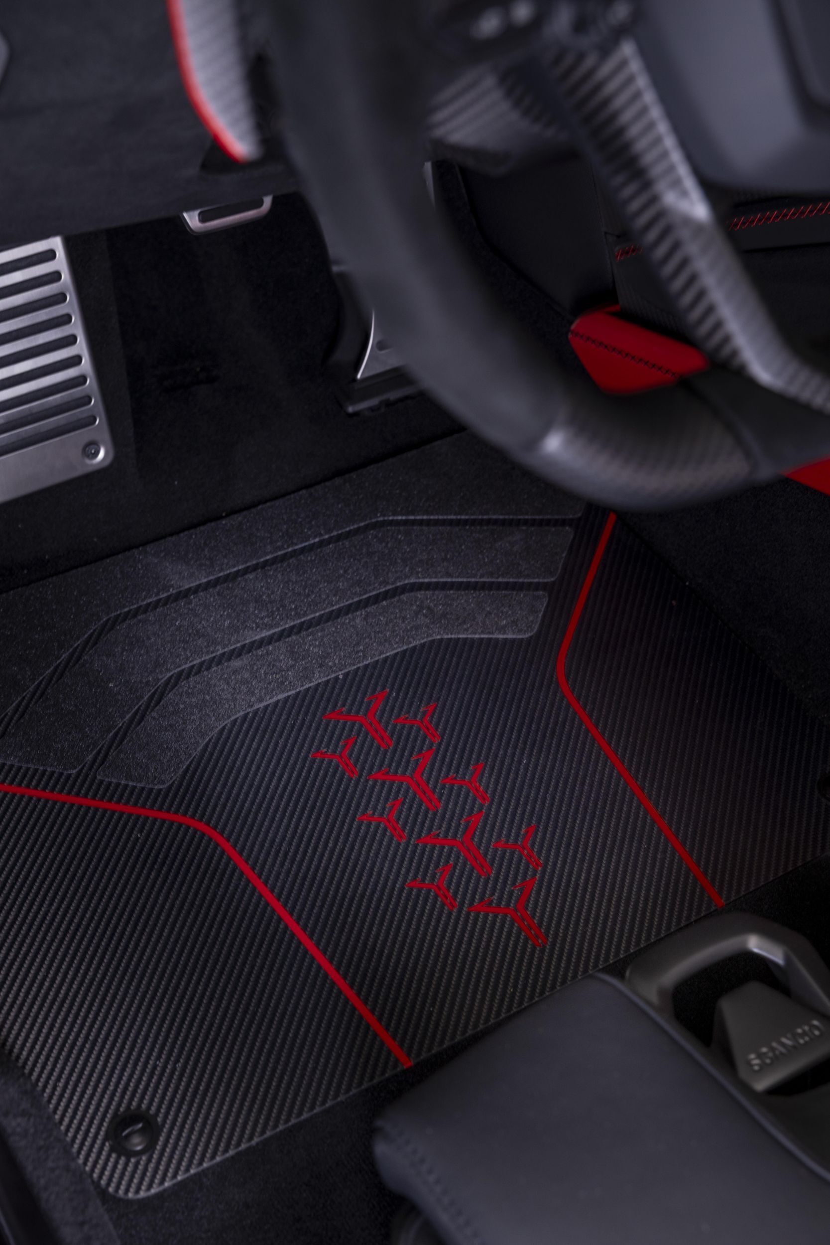 Lamborghini’s Most Powerful Open-Top Ever Will Only Reach 15 Buyers