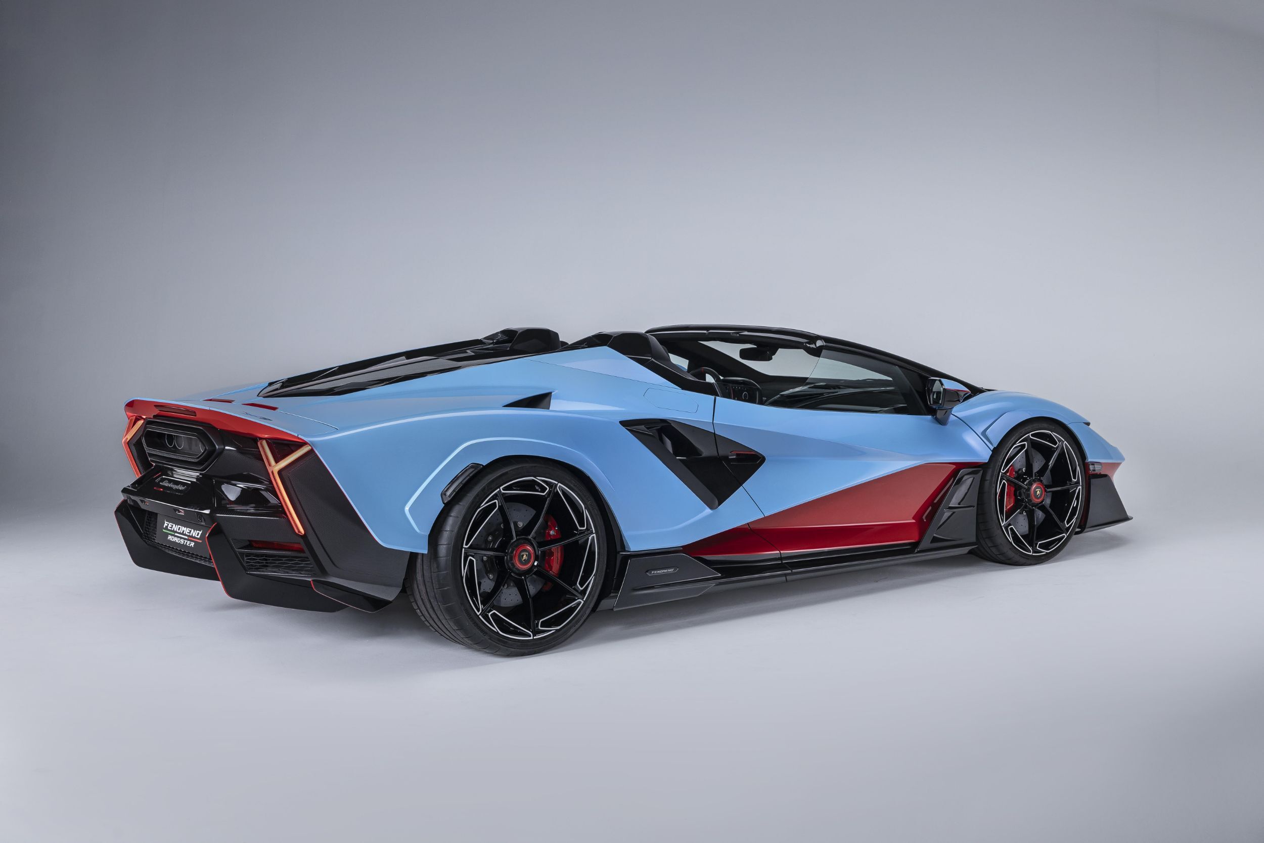 Lamborghini’s Most Powerful Open-Top Ever Will Only Reach 15 Buyers