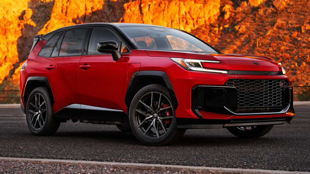 Toyota RAV4 PHEV GR Sport 2026 року