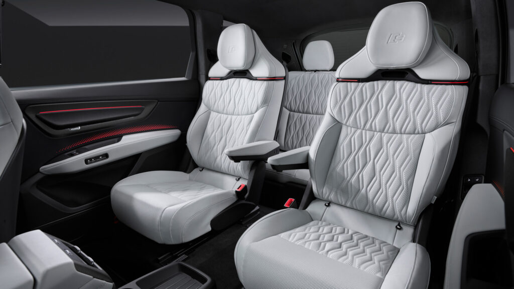  Audi&rsquo;s New Q9 Is So Luxurious You Might Never Touch A Door Handle