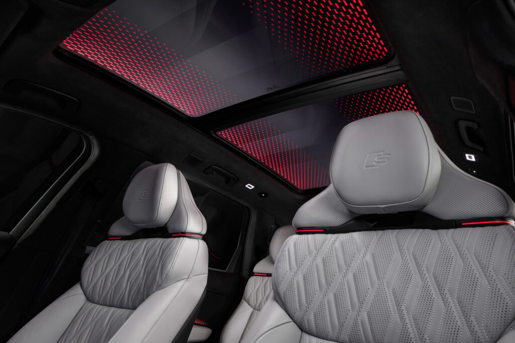 Панорамний дах Audi Q9