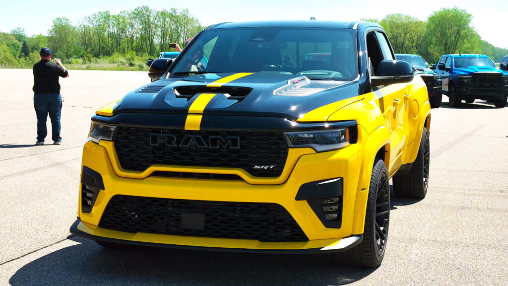  Ram’s New 777 HP Rumble Bee SRT Hits 60 Quicker Than A BMW M3