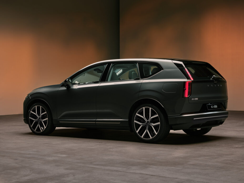 Volvo EX60