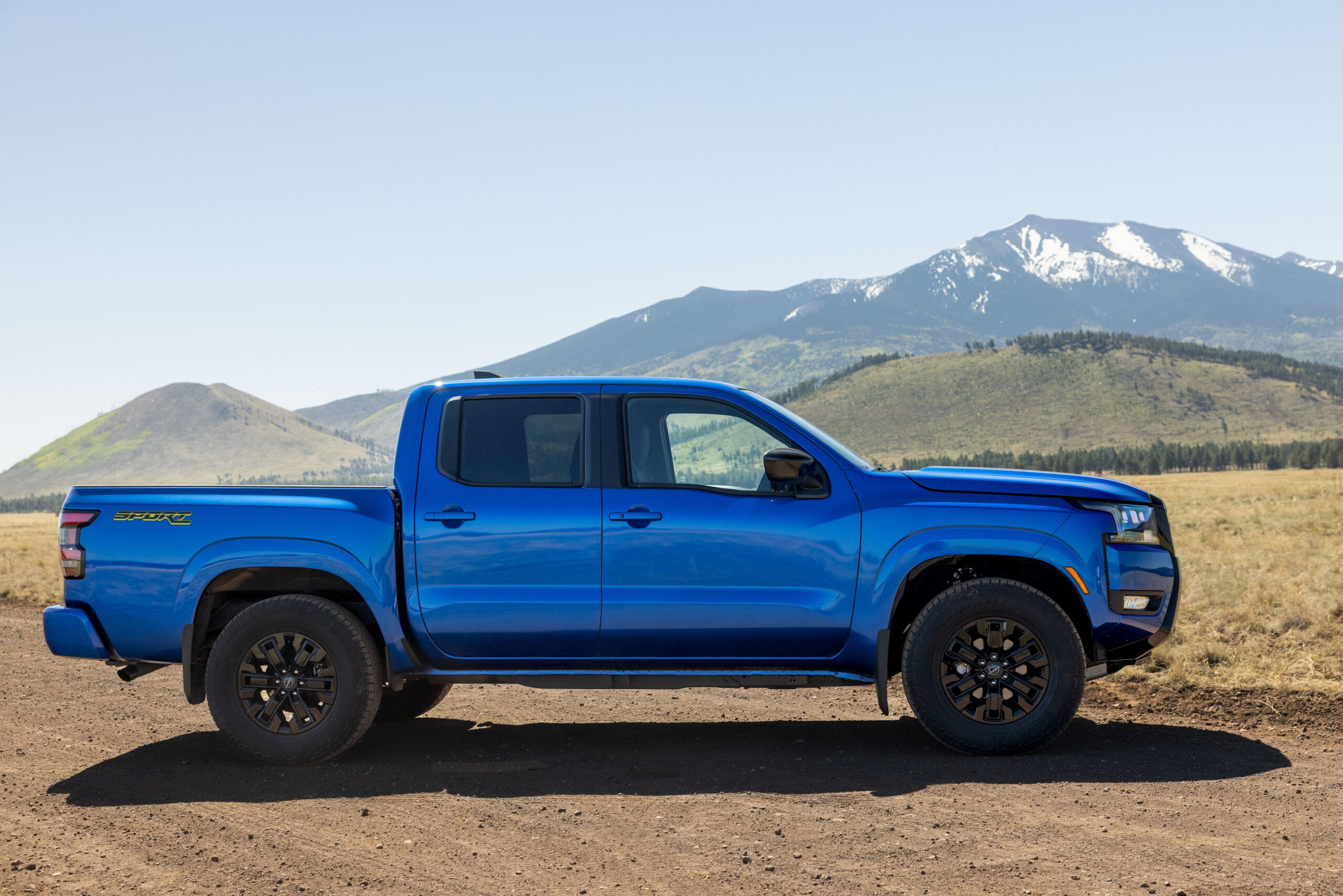 Nissan’s 2027 Frontier Sport Edition Brings A New Look For The PRO-4X Curious