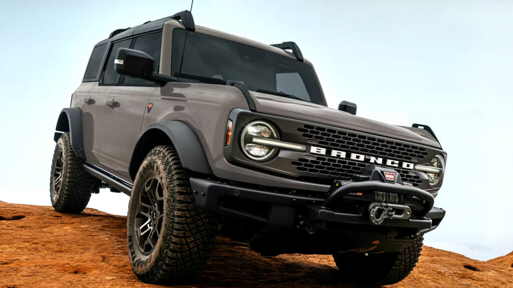  The Ford Bronco’s Removable Roof Is Removing Itself