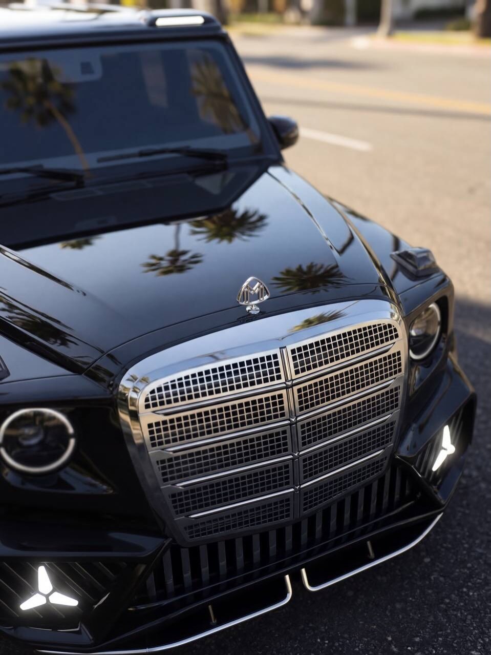 Окуляри G-Glass від Dubai Tuning вартістю 700 000 доларів США мають обличчя, яке наважився намалювати лише Mercedes