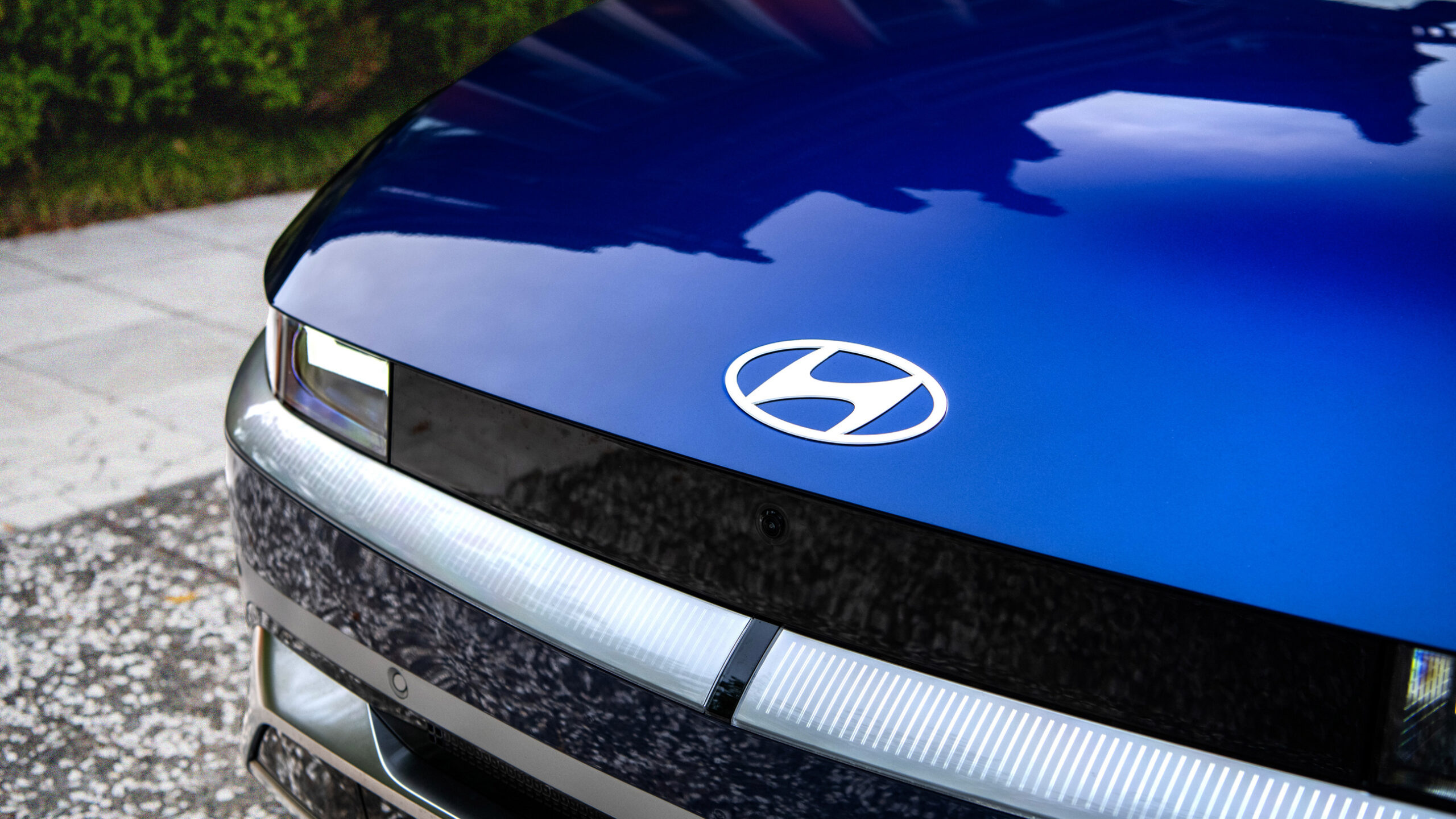 carscoops.com - Sam D. Smith - 72% Of New EV Buyers Just Traded In A Gas Car, Even After Losing The $7,500 Credit