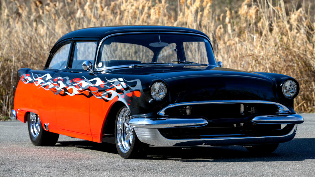  Pontiac’s 1955 Chieftain Came Back With A 509ci V8 And No Mercy