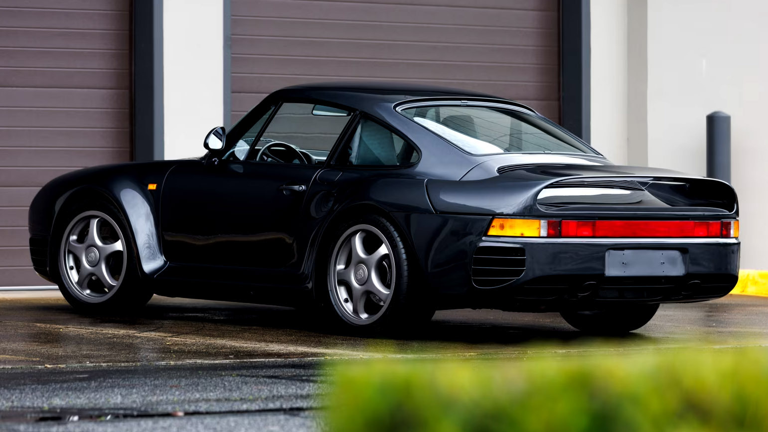 One Of Porsche’s Few 959s Legally In America Has 3,521 Miles And No Reserve