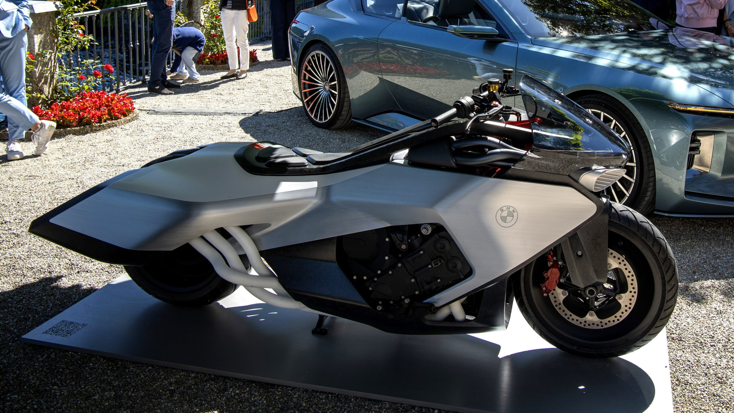 BMW’s Vision K18 Makes Honda’s Gold Wing Look Weirdly Sensible