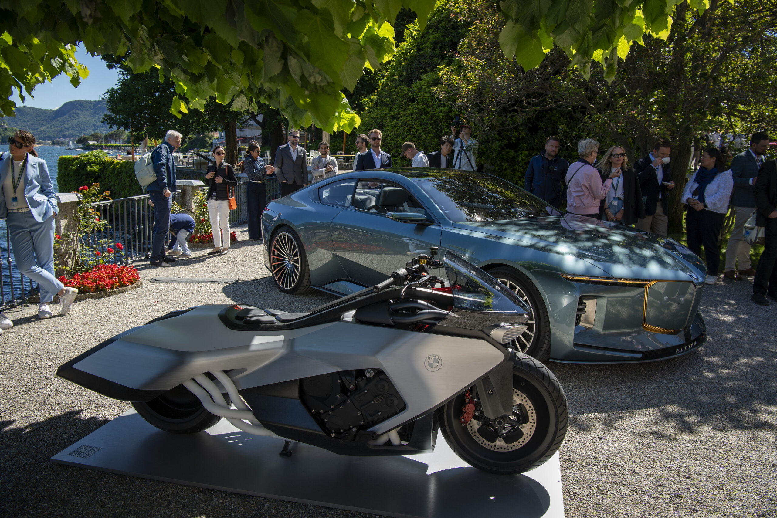 BMW’s Vision K18 Makes Honda’s Gold Wing Look Weirdly Sensible