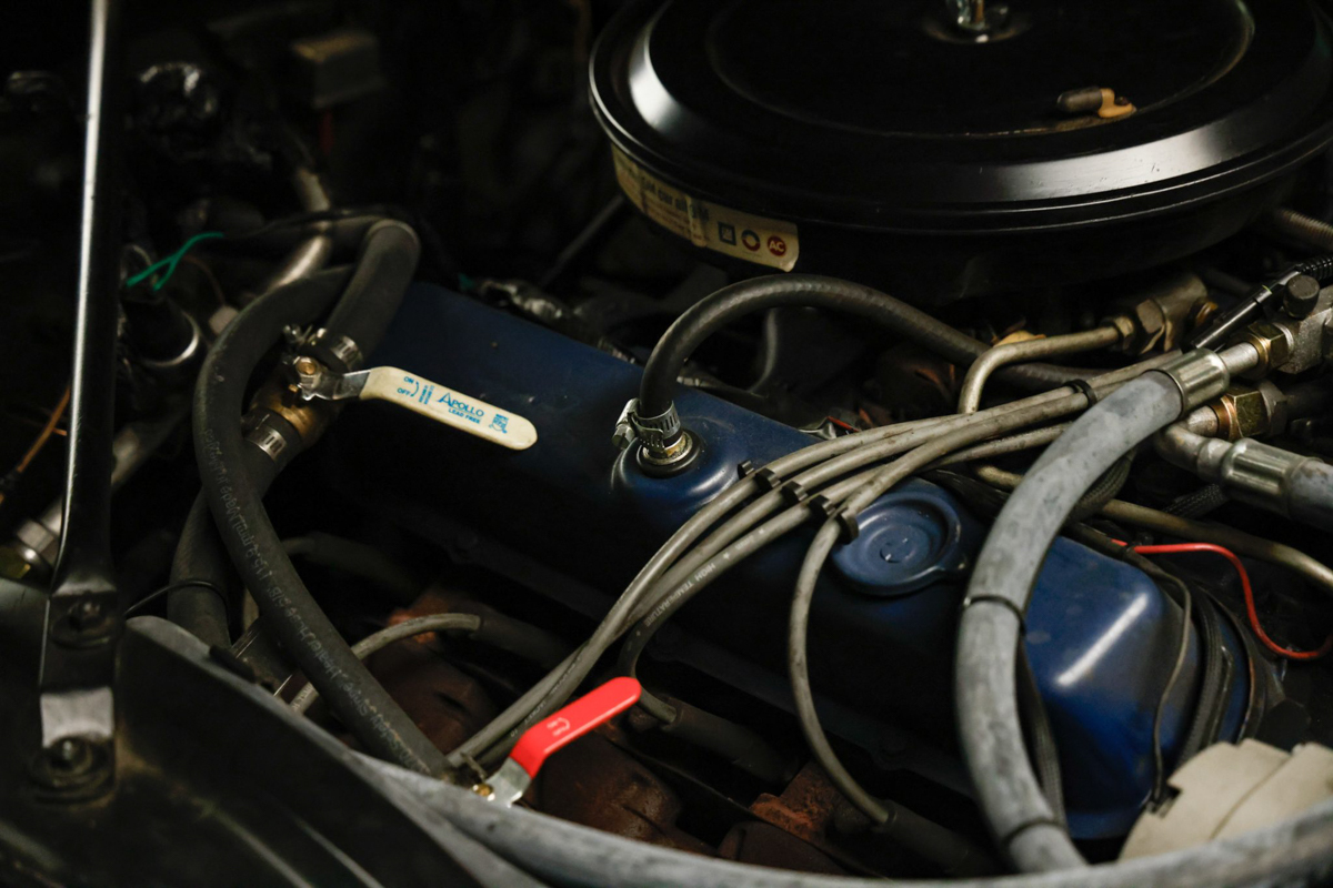 Could This Custom 1970s Cadillac Steering Wheel Help Save Boring, Modern Lookalike Interiors?