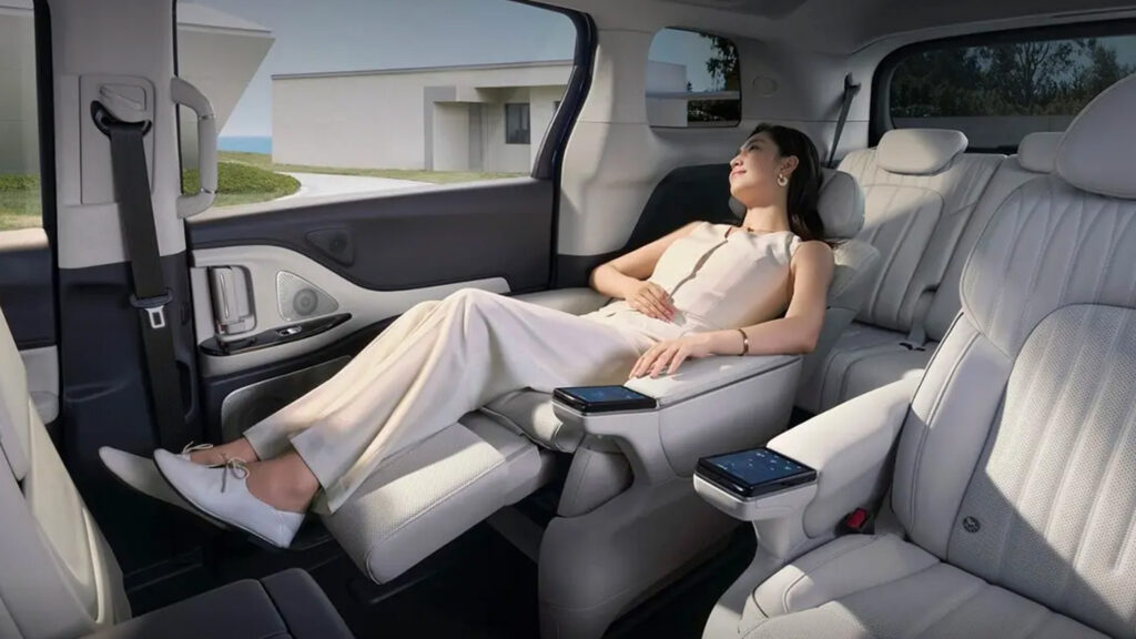  China&rsquo;s Gadget Police Found Something Else To Ban From Cars
