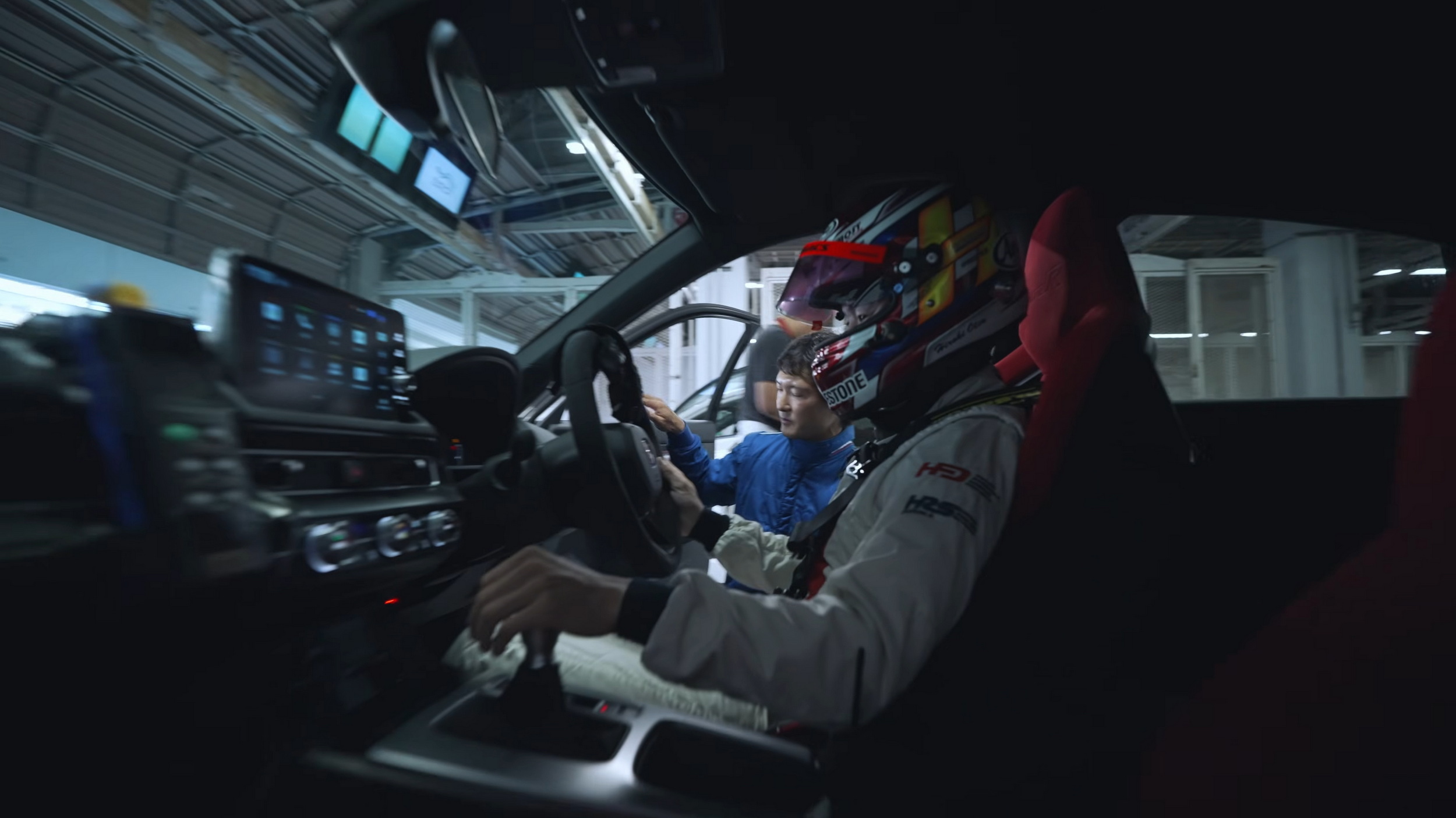 A Former F1 Driver Just Drove Honda’s HRC Civic Type R And Called It “Way Better”