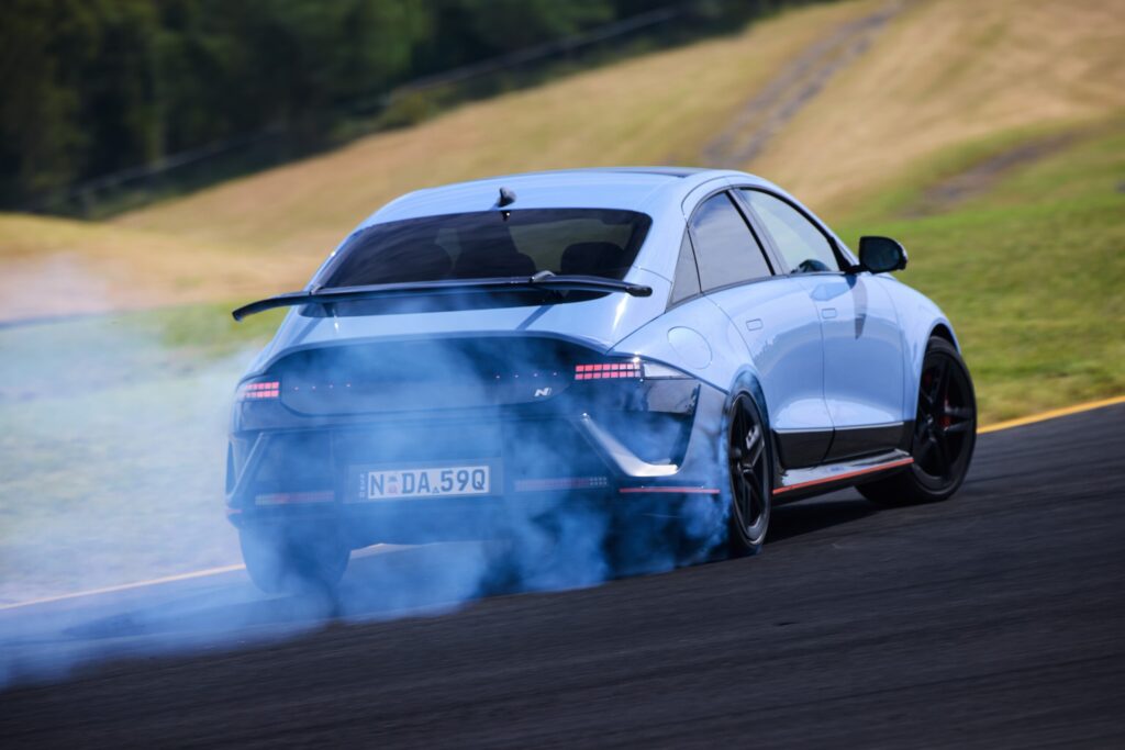 Більше Porsche, ніж Hyundai: Ioniq 6 N — це шедевр | Огляд