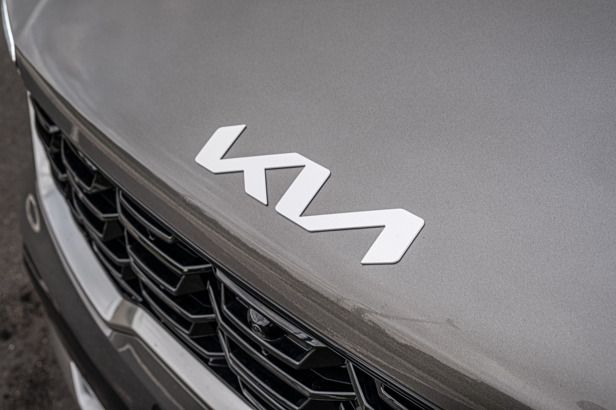 The 2026 Kia Sorento GT-Line PHEV Is Good, But The Diesel Is Better | Review