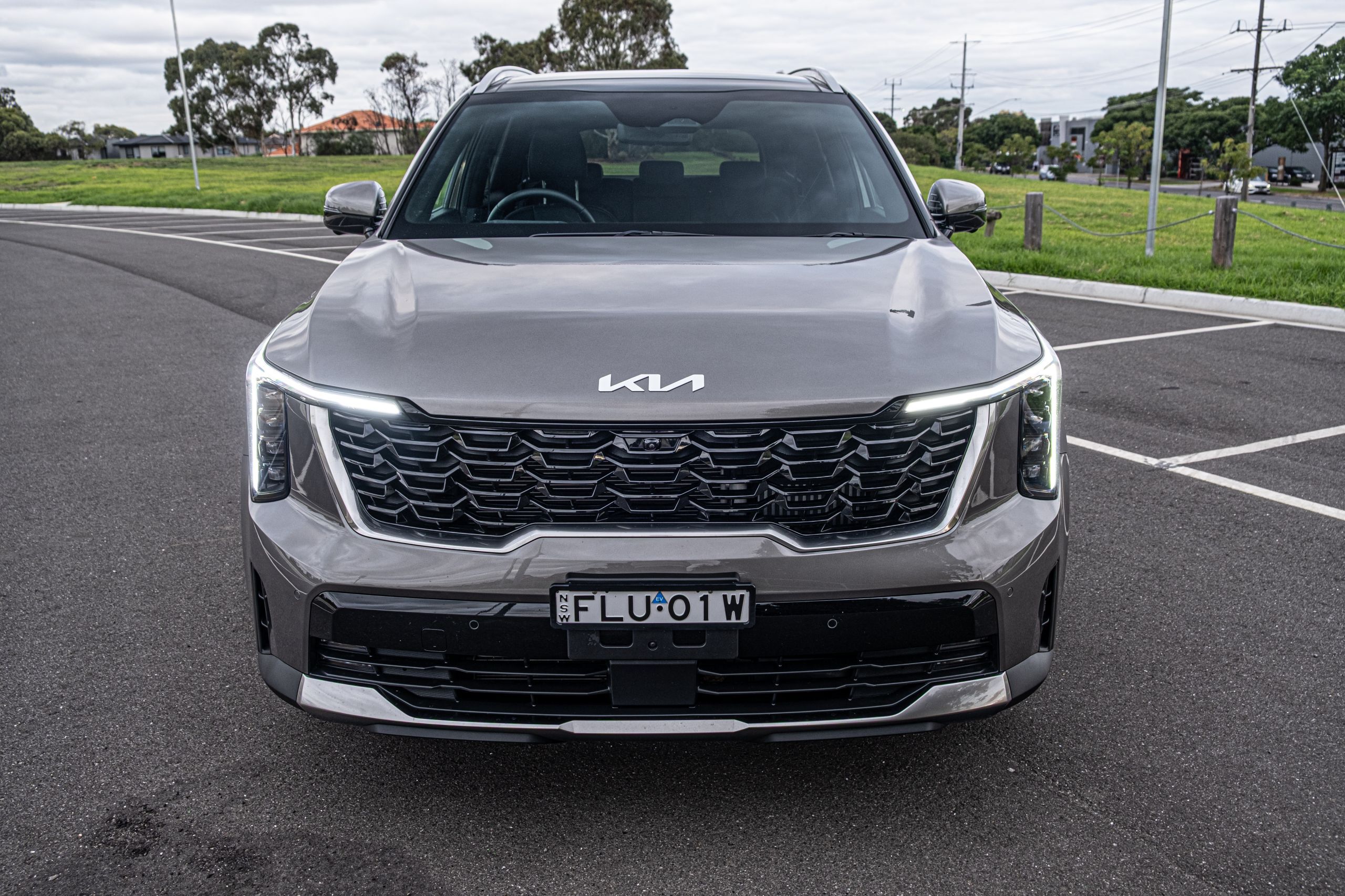 The 2026 Kia Sorento GT-Line PHEV Is Good, But The Diesel Is Better | Review