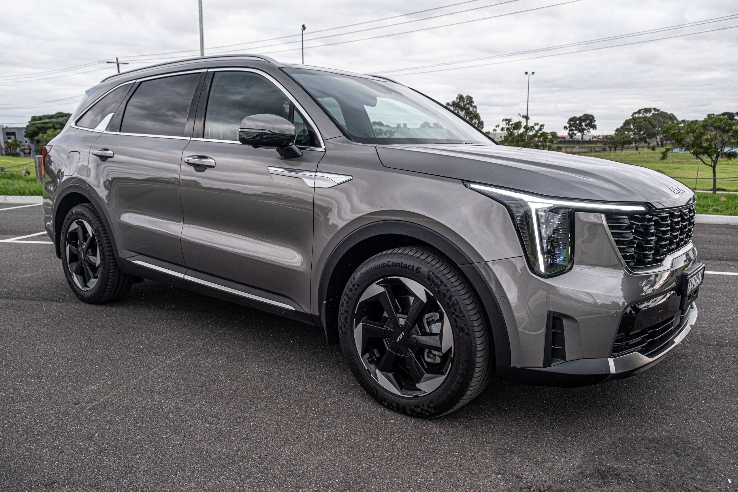 The 2026 Kia Sorento GT-Line PHEV Is Good, But The Diesel Is Better | Review