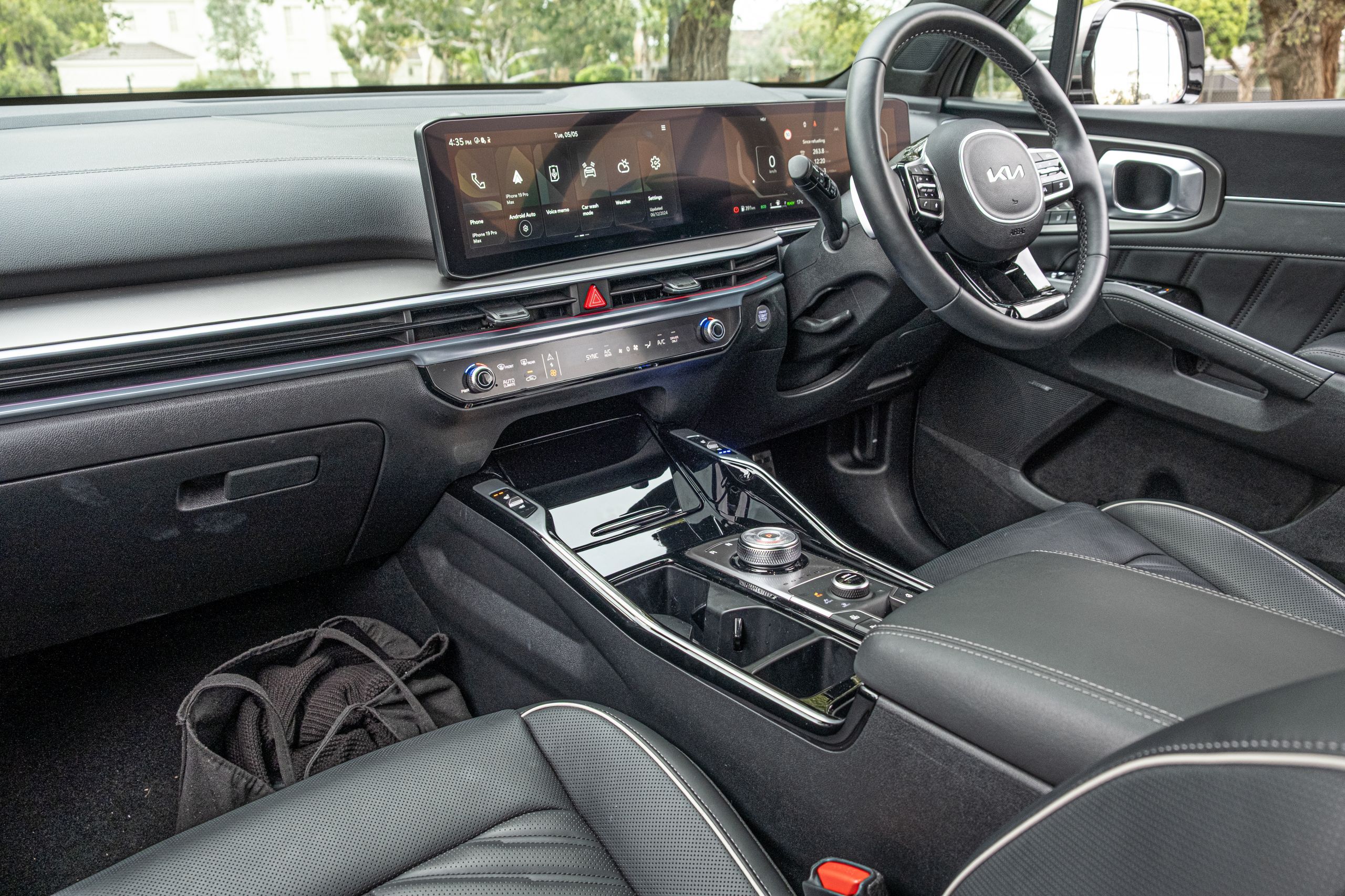 The 2026 Kia Sorento GT-Line PHEV Is Good, But The Diesel Is Better | Review
