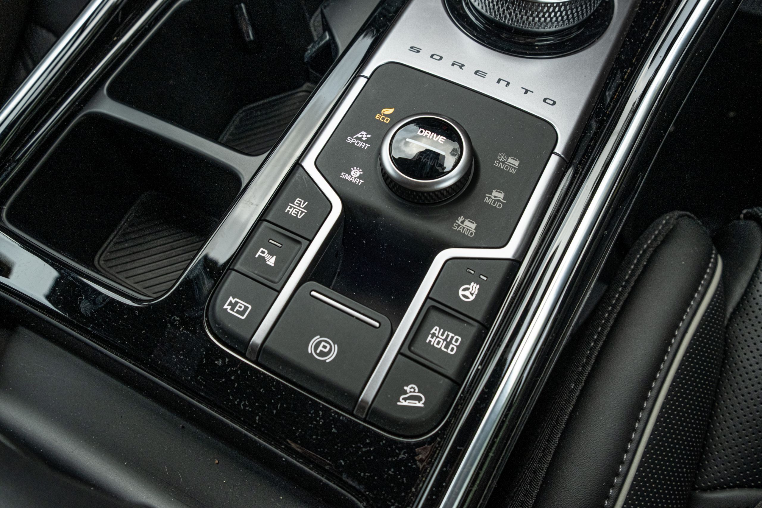 The 2026 Kia Sorento GT-Line PHEV Is Good, But The Diesel Is Better | Review
