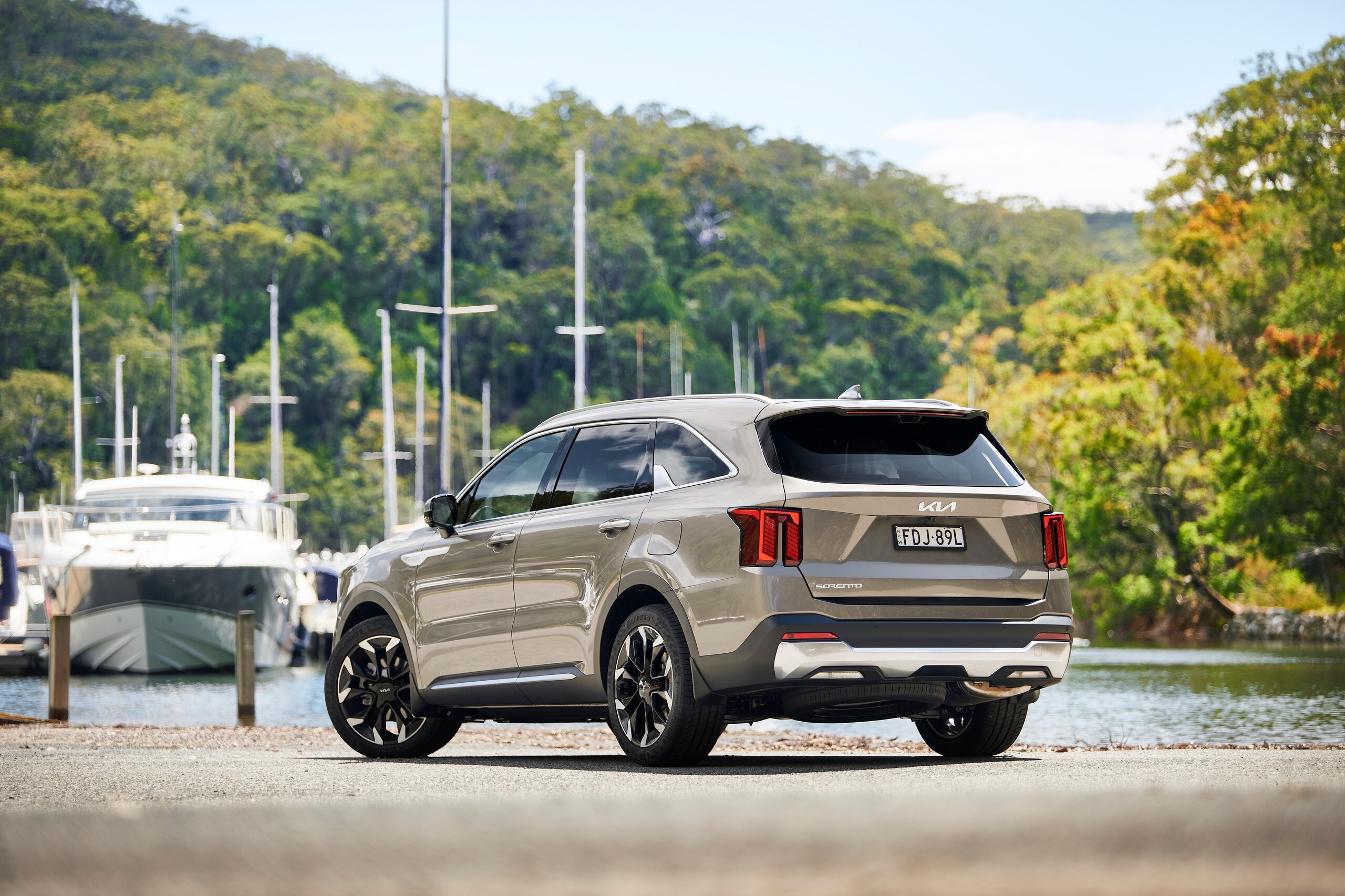 The 2026 Kia Sorento GT-Line PHEV Is Good, But The Diesel Is Better | Review