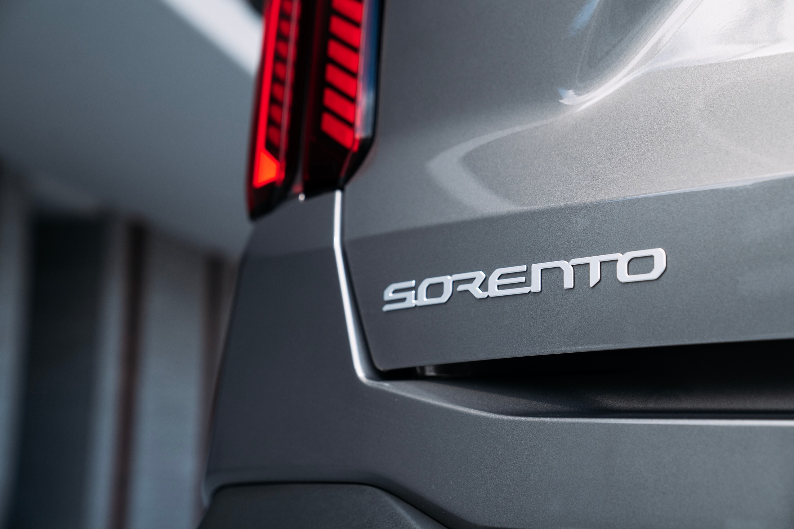 The 2026 Kia Sorento GT-Line PHEV Is Good, But The Diesel Is Better | Review