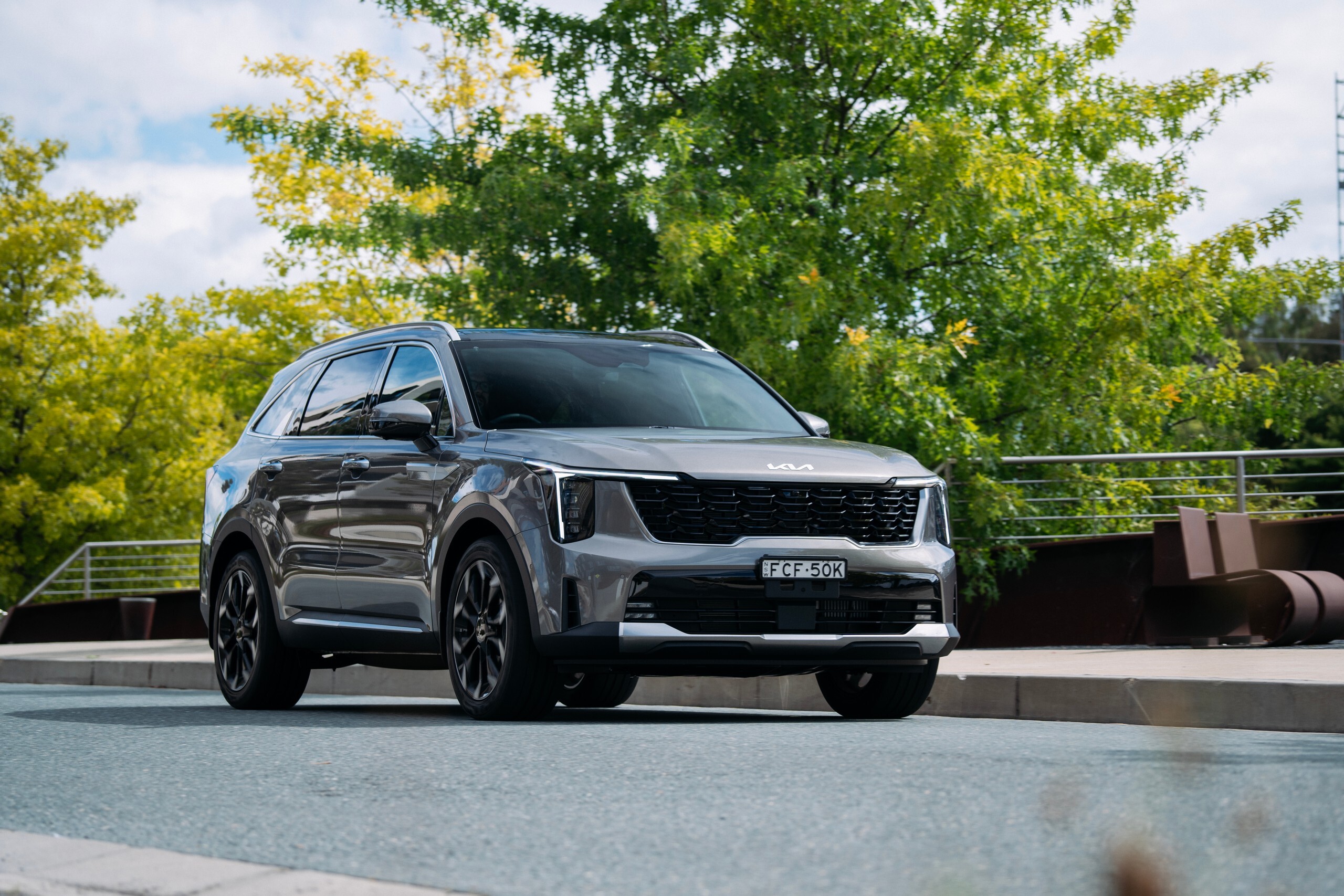 The 2026 Kia Sorento GT-Line PHEV Is Good, But The Diesel Is Better | Review