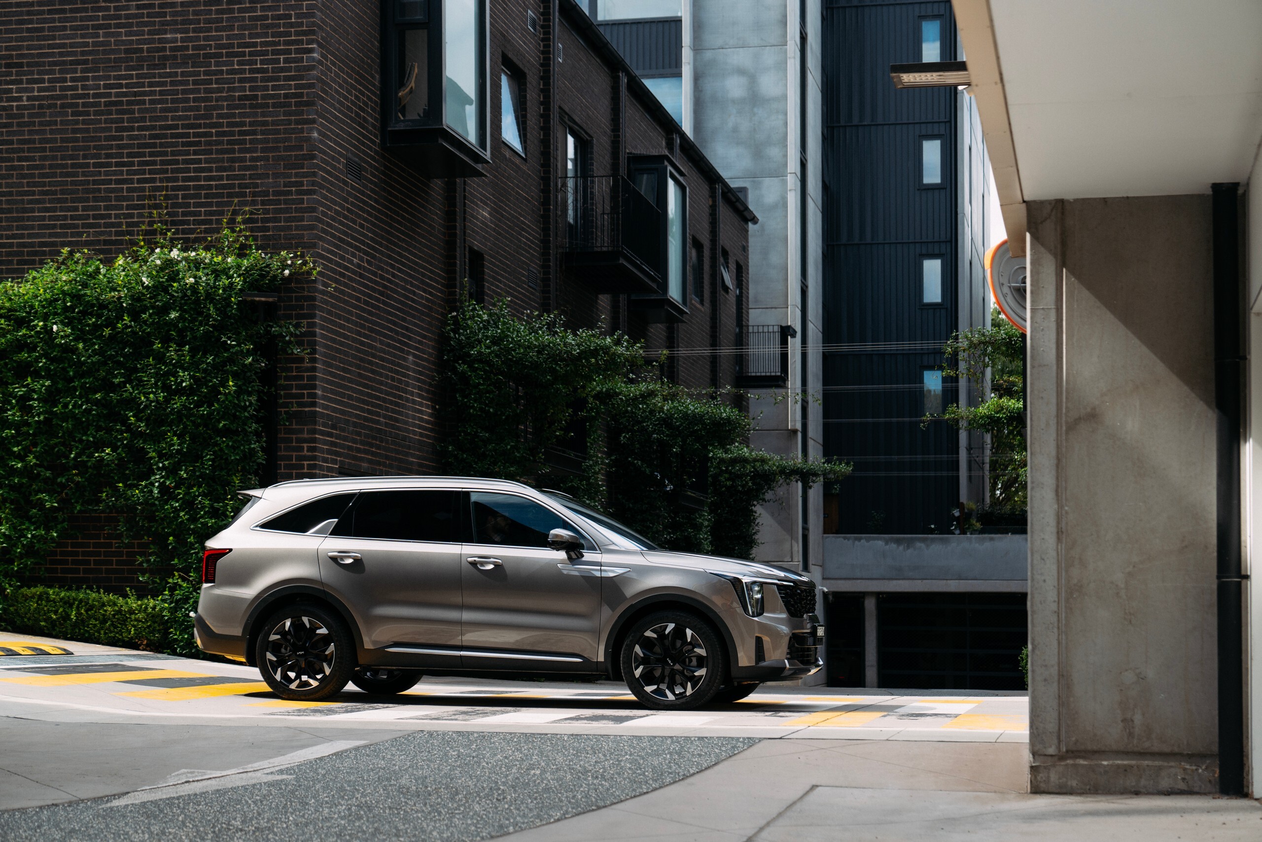 The 2026 Kia Sorento GT-Line PHEV Is Good, But The Diesel Is Better | Review