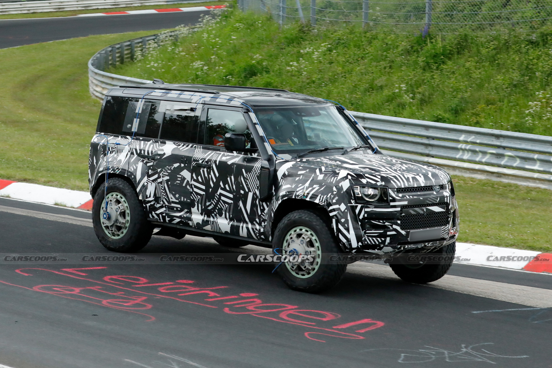 Land Rover Is Building Something Even Wilder Than The Defender Octa ...