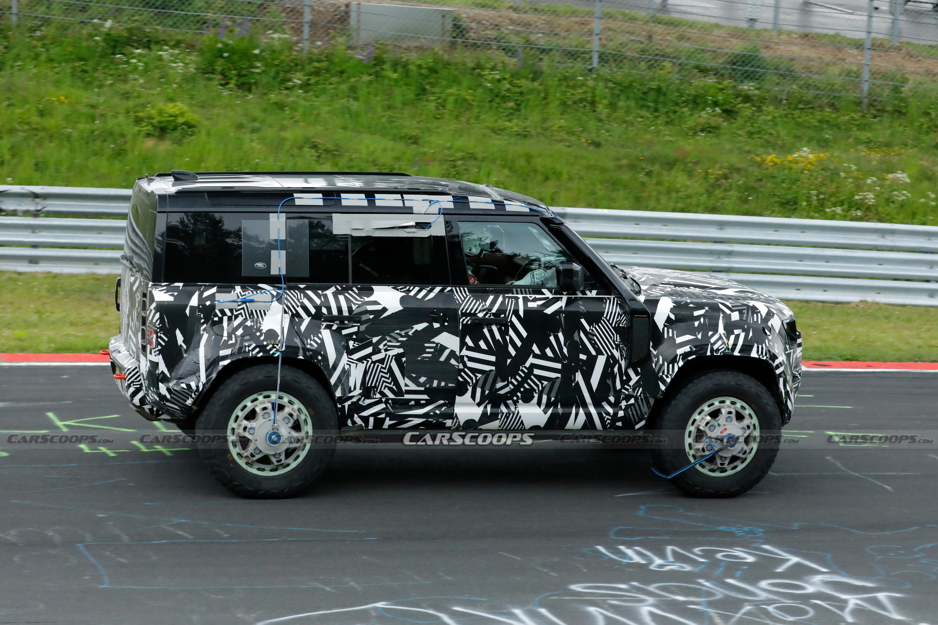 Land Rover Is Building Something Even Wilder Than The Defender Octa ...