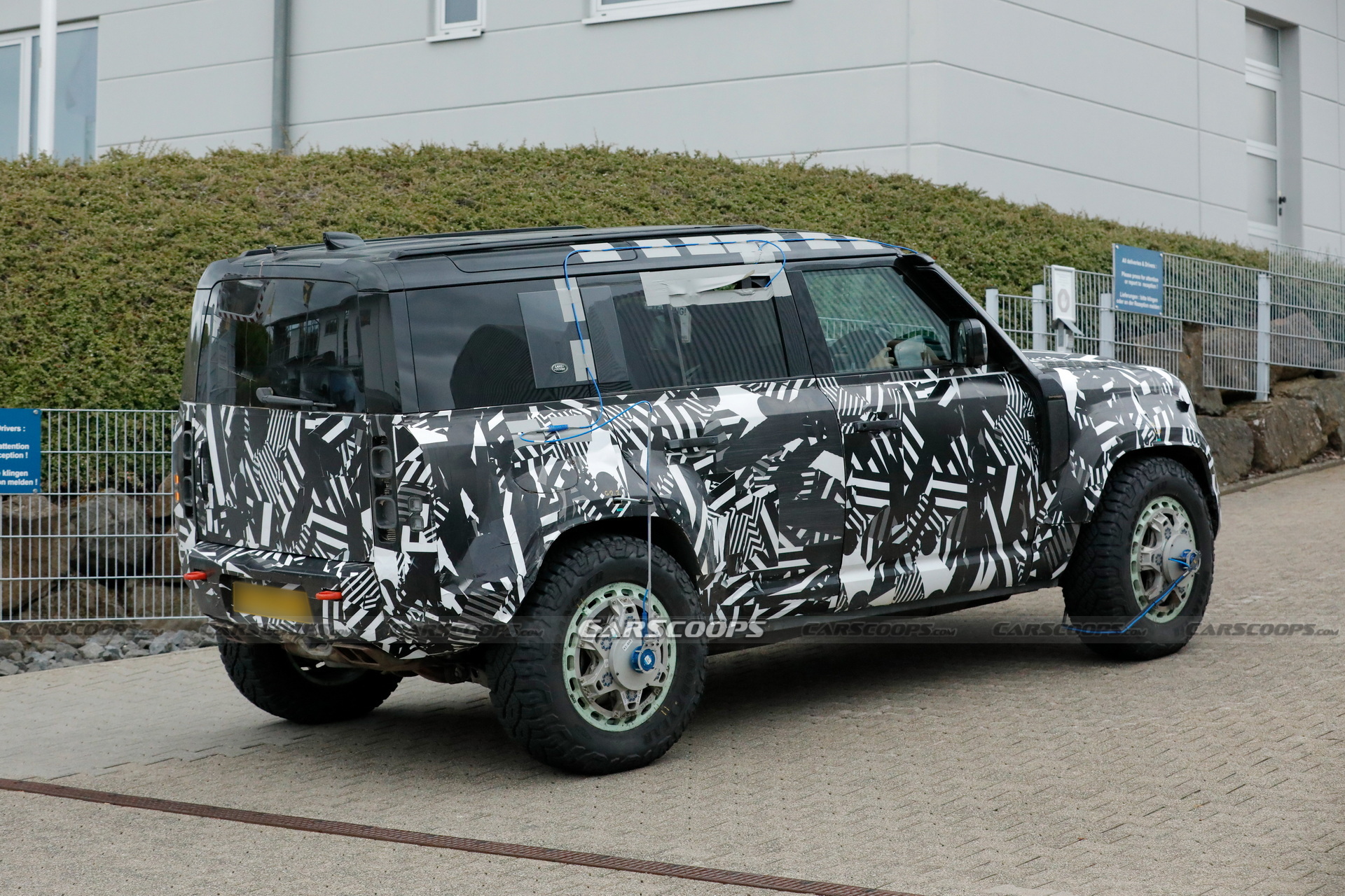 Land Rover Is Building Something Even Wilder Than The Defender Octa