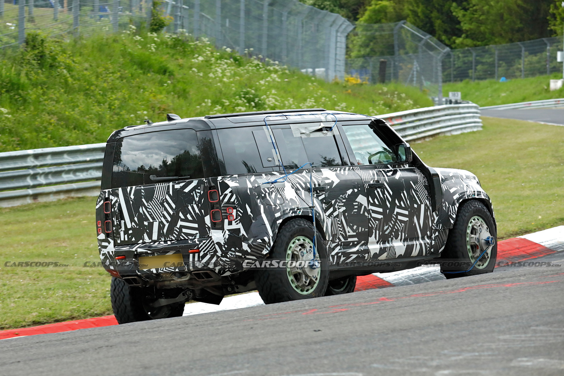 Land Rover Is Building Something Even Wilder Than The Defender Octa