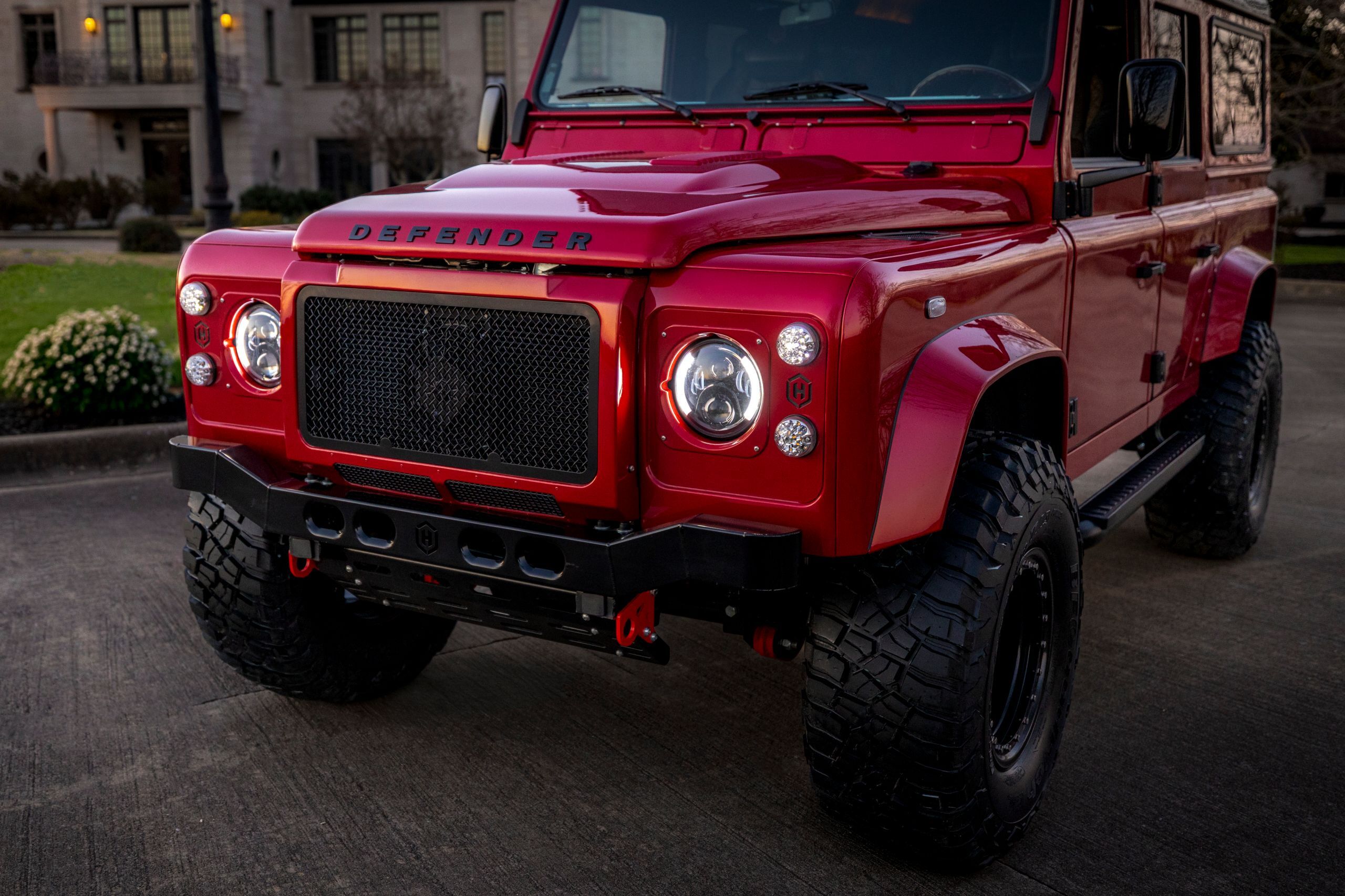 Helderburg’s Defender Costs As Much As A Used Ferrari SF90 And Still Runs A Diesel