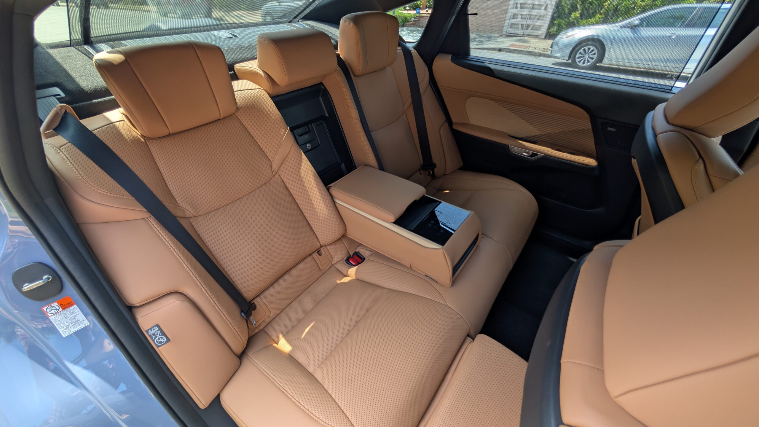 Lexus ES Chief Engineer Is ‘Not Happy’ About SUVs Taking Over