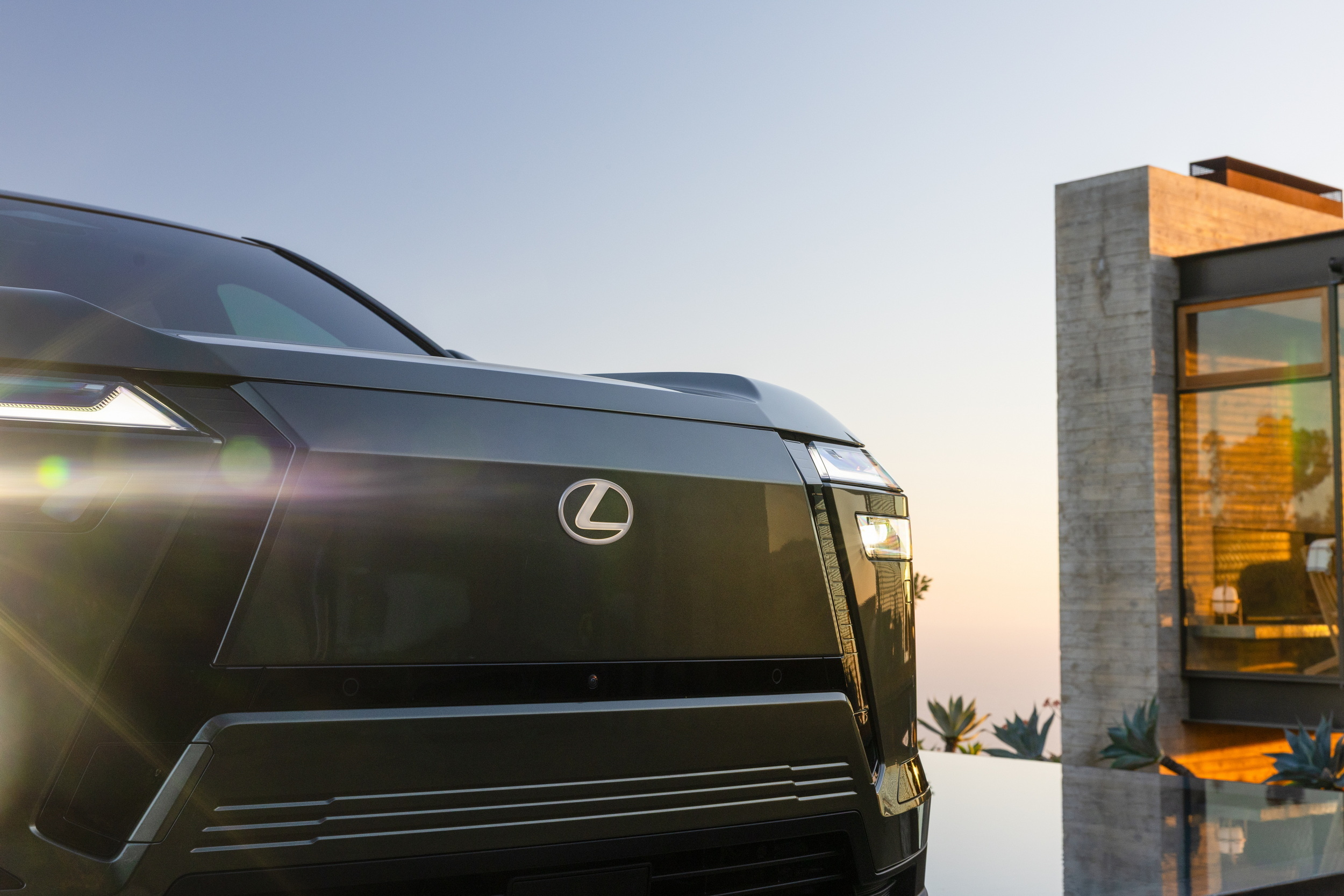 The 2027 Lexus TZ Borrows The Highlander’s Bones And The LFA’s V10 Voice