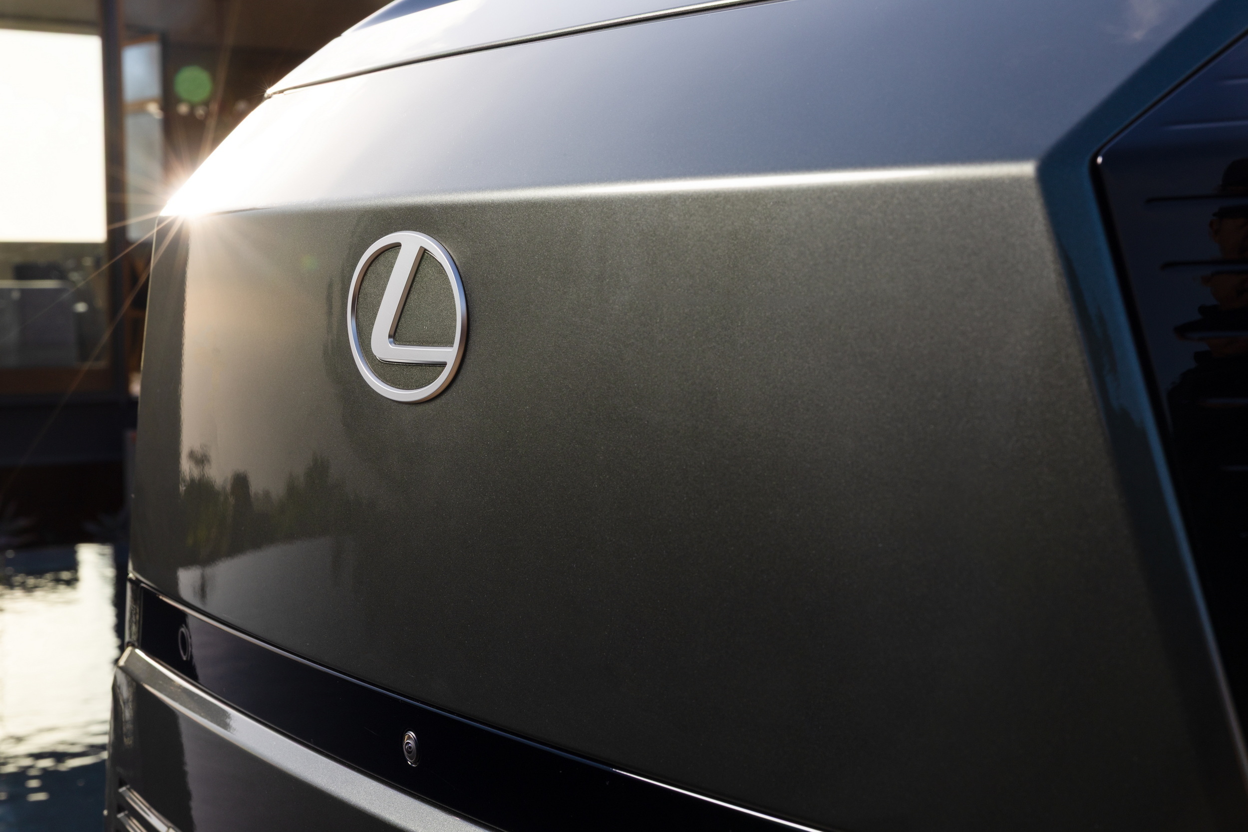The 2027 Lexus TZ Borrows The Highlander’s Bones And The LFA’s V10 Voice