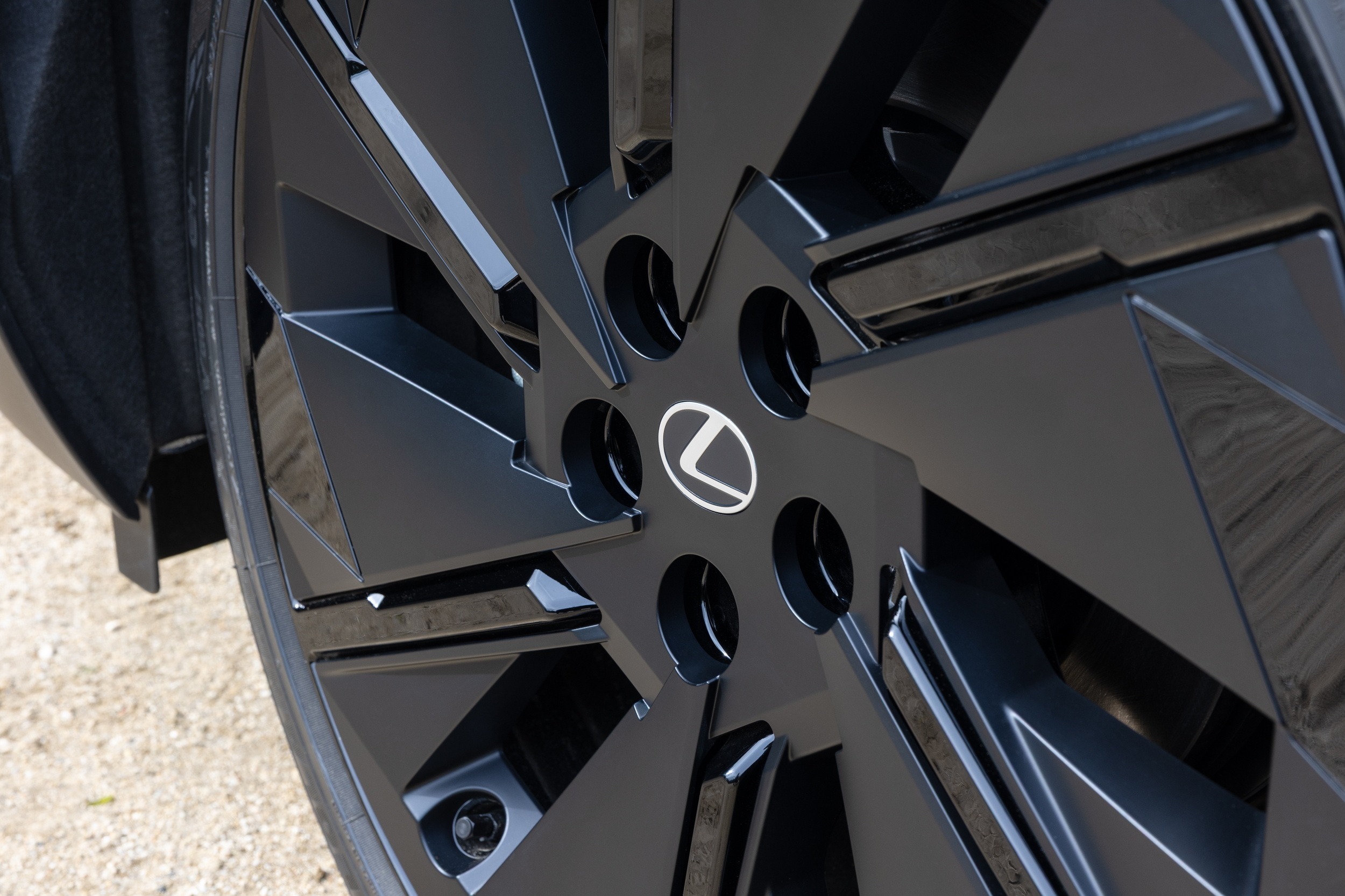 The 2027 Lexus TZ Borrows The Highlander’s Bones And The LFA’s V10 Voice