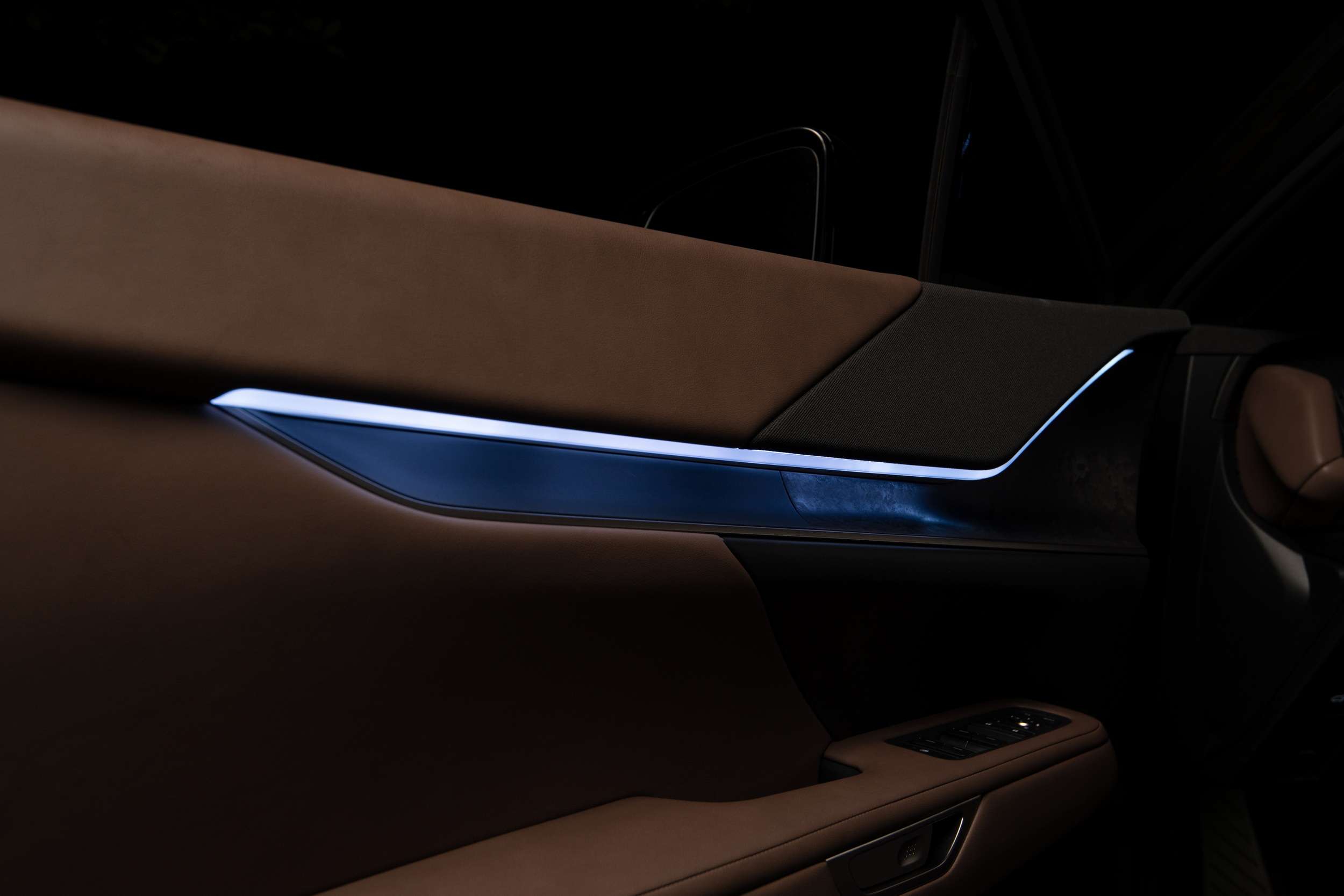 The 2027 Lexus TZ Borrows The Highlander’s Bones And The LFA’s V10 Voice