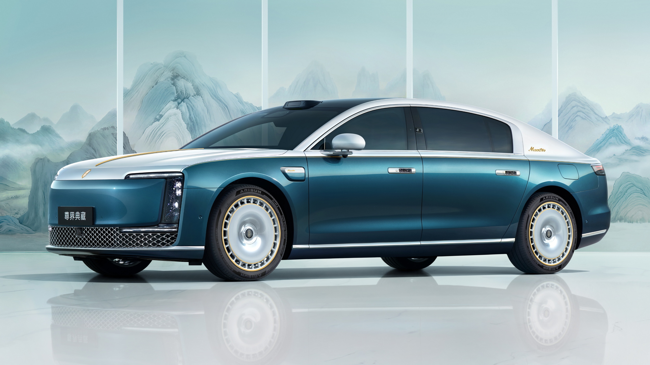 $294,000 Buys You A Gold-Trimmed Chinese Sedan For Less Than Half A Rolls-Royce