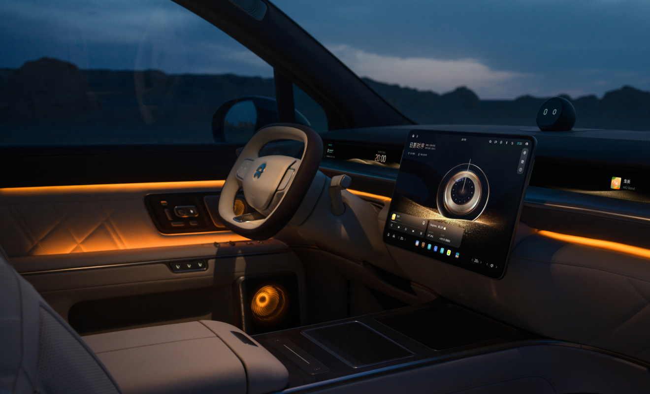 Nio’s New $57K Flagship Swaps Its Whole Battery Faster Than You Can Pump Gas