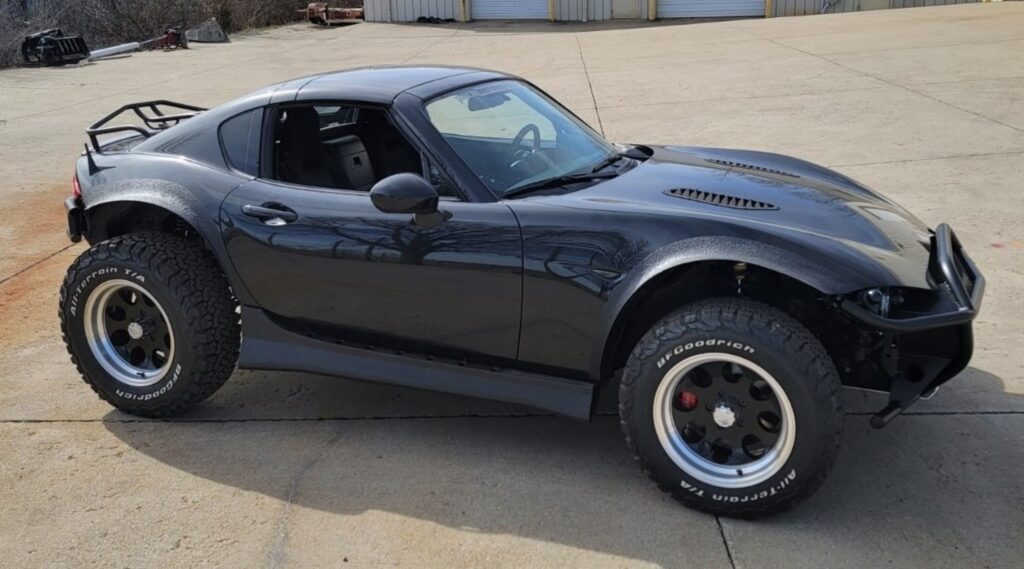  Paco&rsquo;s Off-Road Miata Makes Broncos Look Civilized