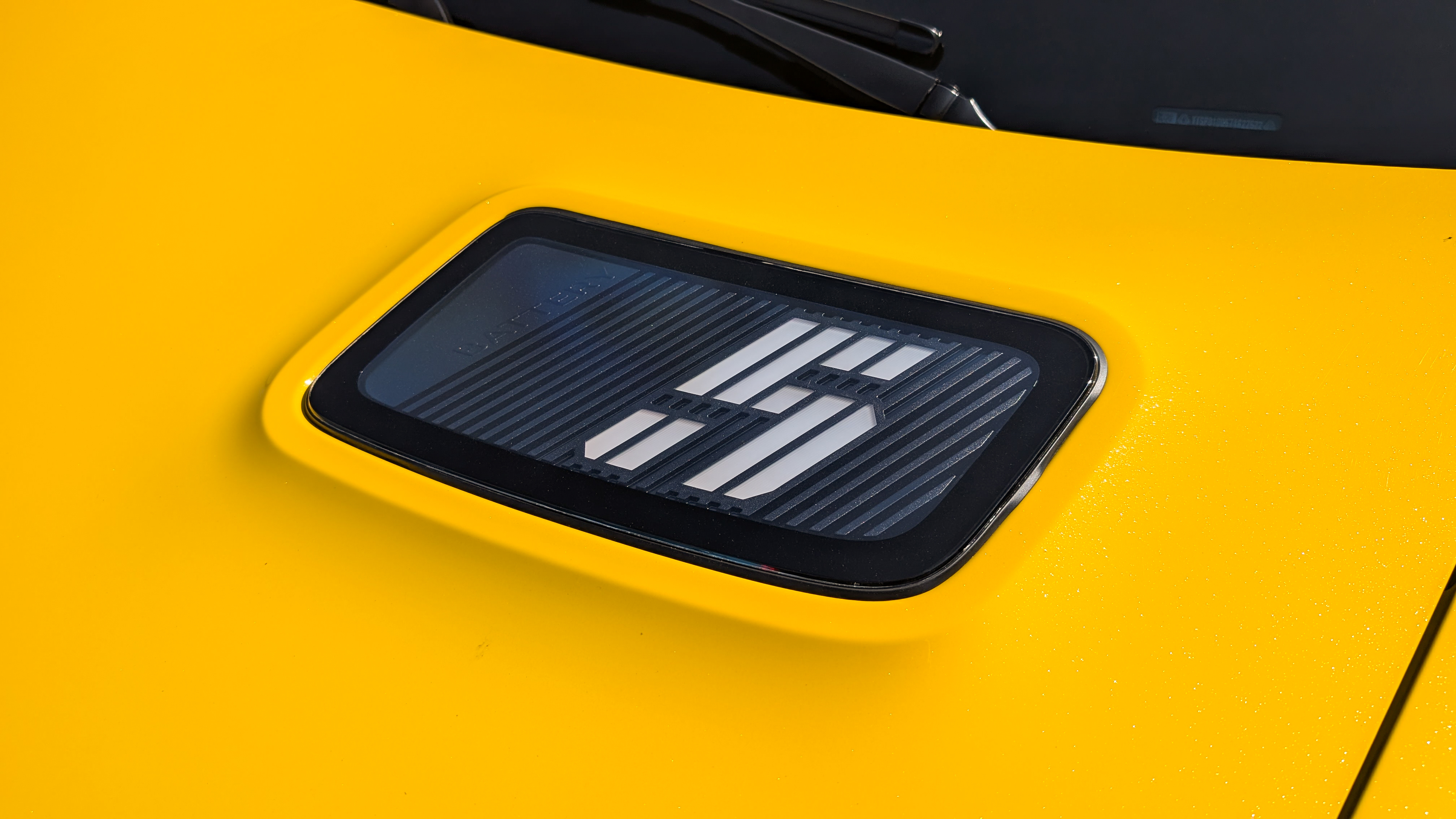 Чому американцям ніколи не дістанеться веселий Renault 5 E-Tech 2026 року — огляд