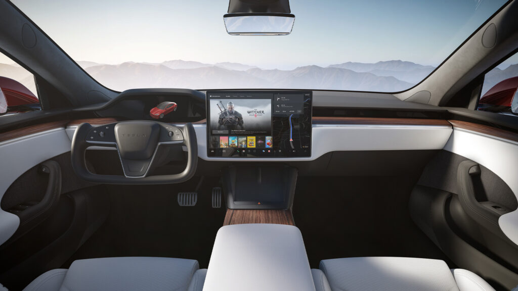 Інтер'єр Tesla Model S