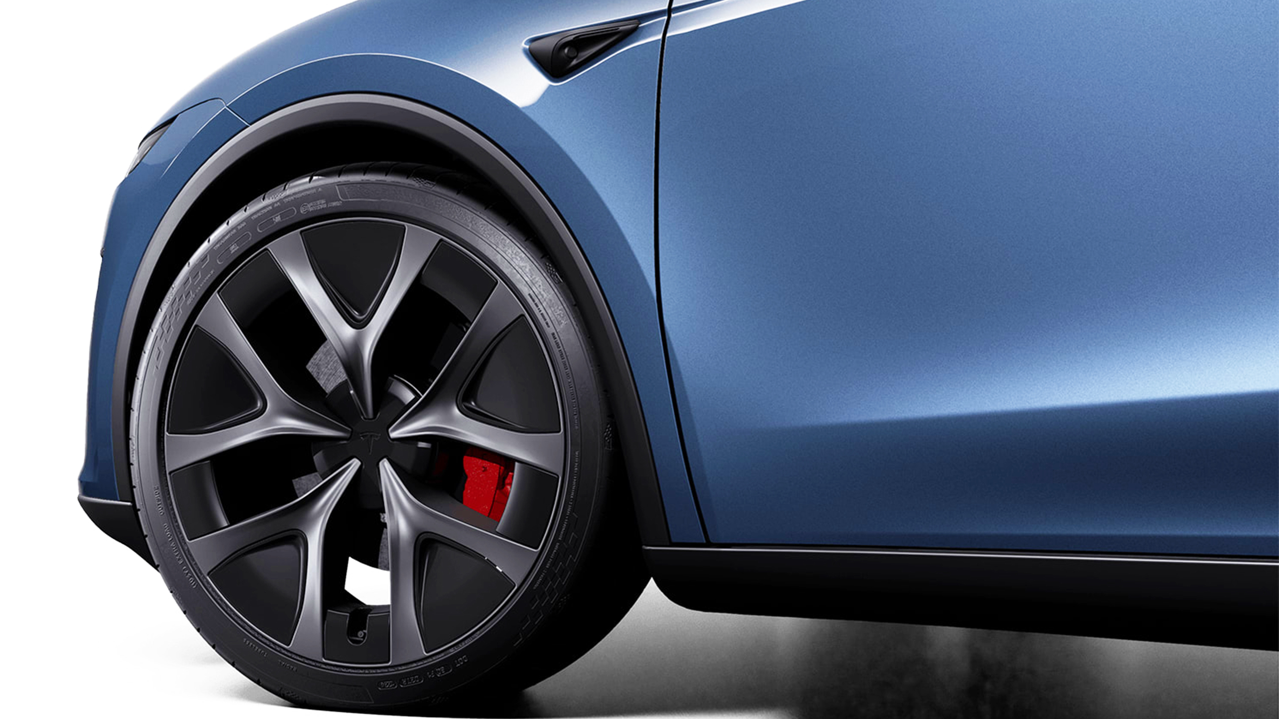 特斯拉為 Model 3 和 Model Y 推出兩款新藍色塗裝，其中一款曾是停產車型的專屬色