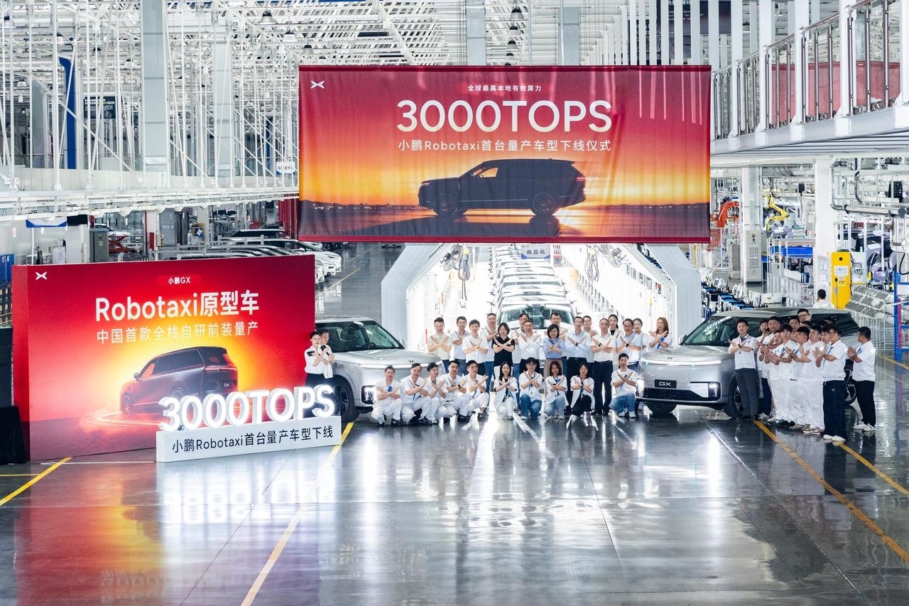 Tesla’s Still Testing Its Vision-Only Robotaxi, Xpeng Just Started Building One