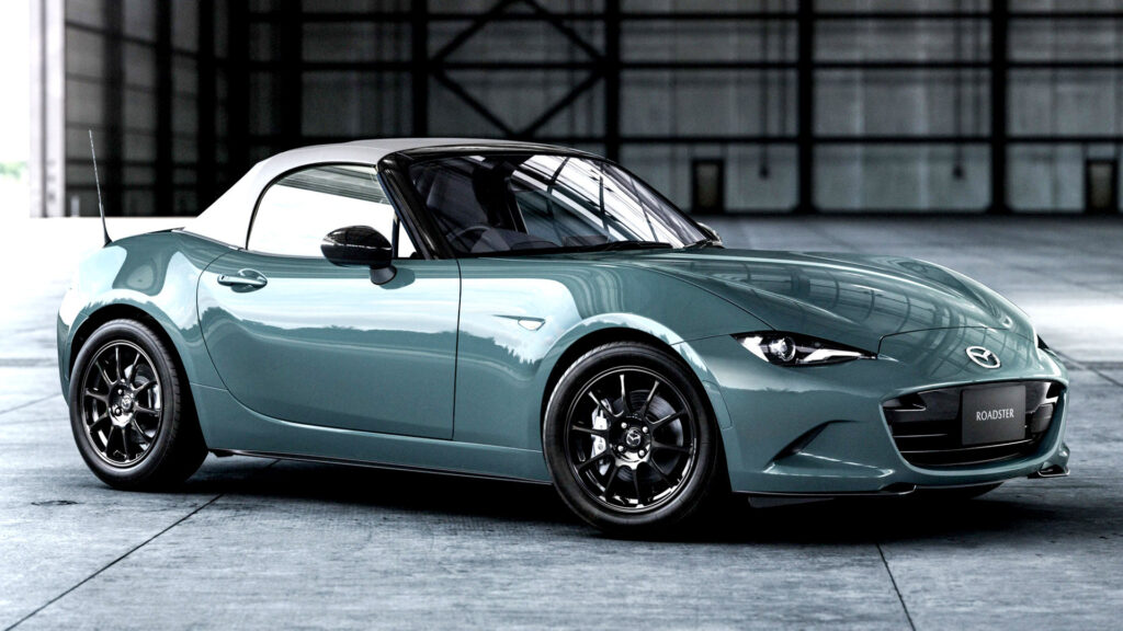  Mazda Muffled Japan’s 2027 MX-5 To Pass A Noise Law, Then Faked The Sound Back In