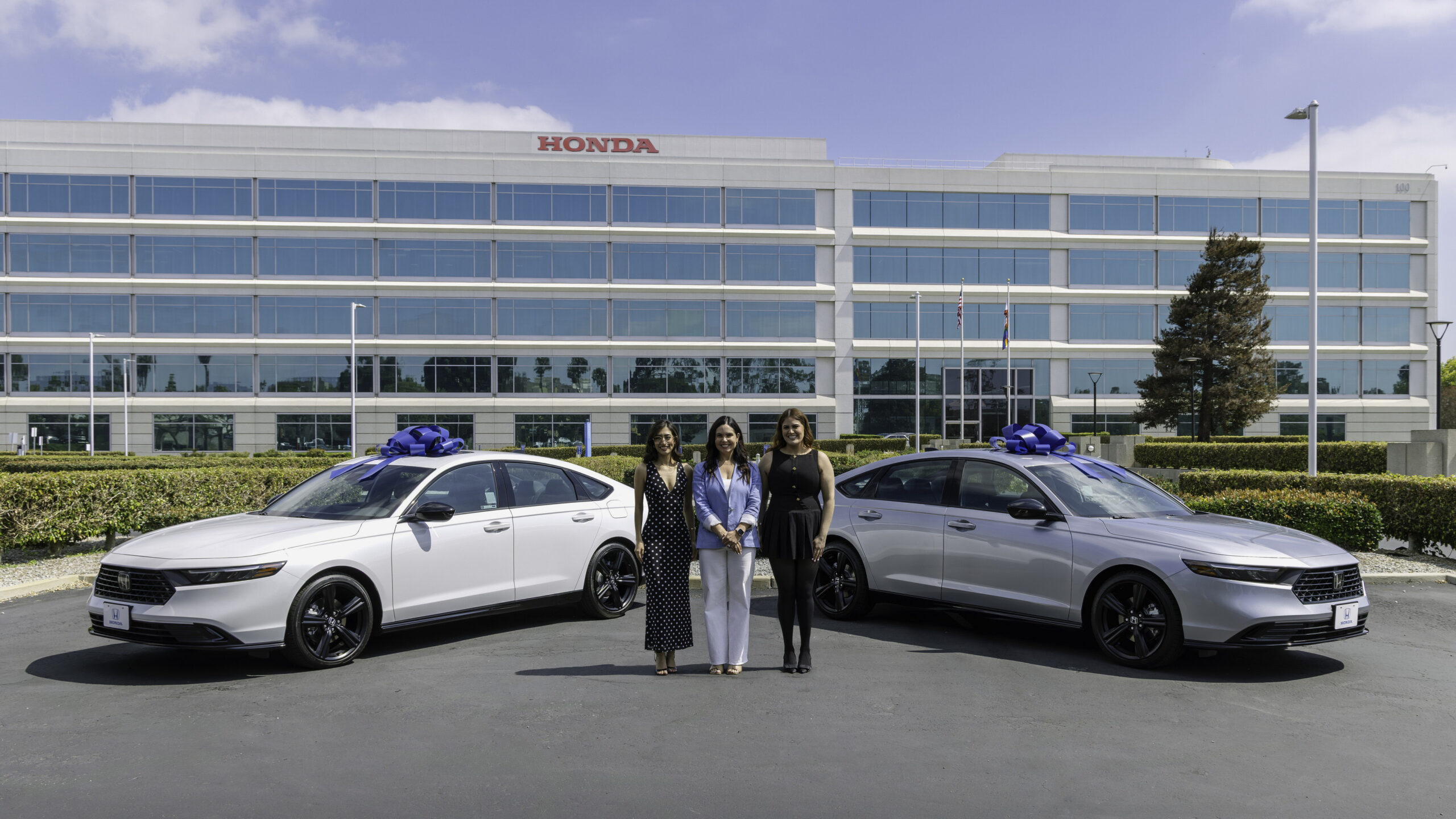 Honda Sells Its 15 Millionth US Accord – Sisters Buy Two Consecutive Examples