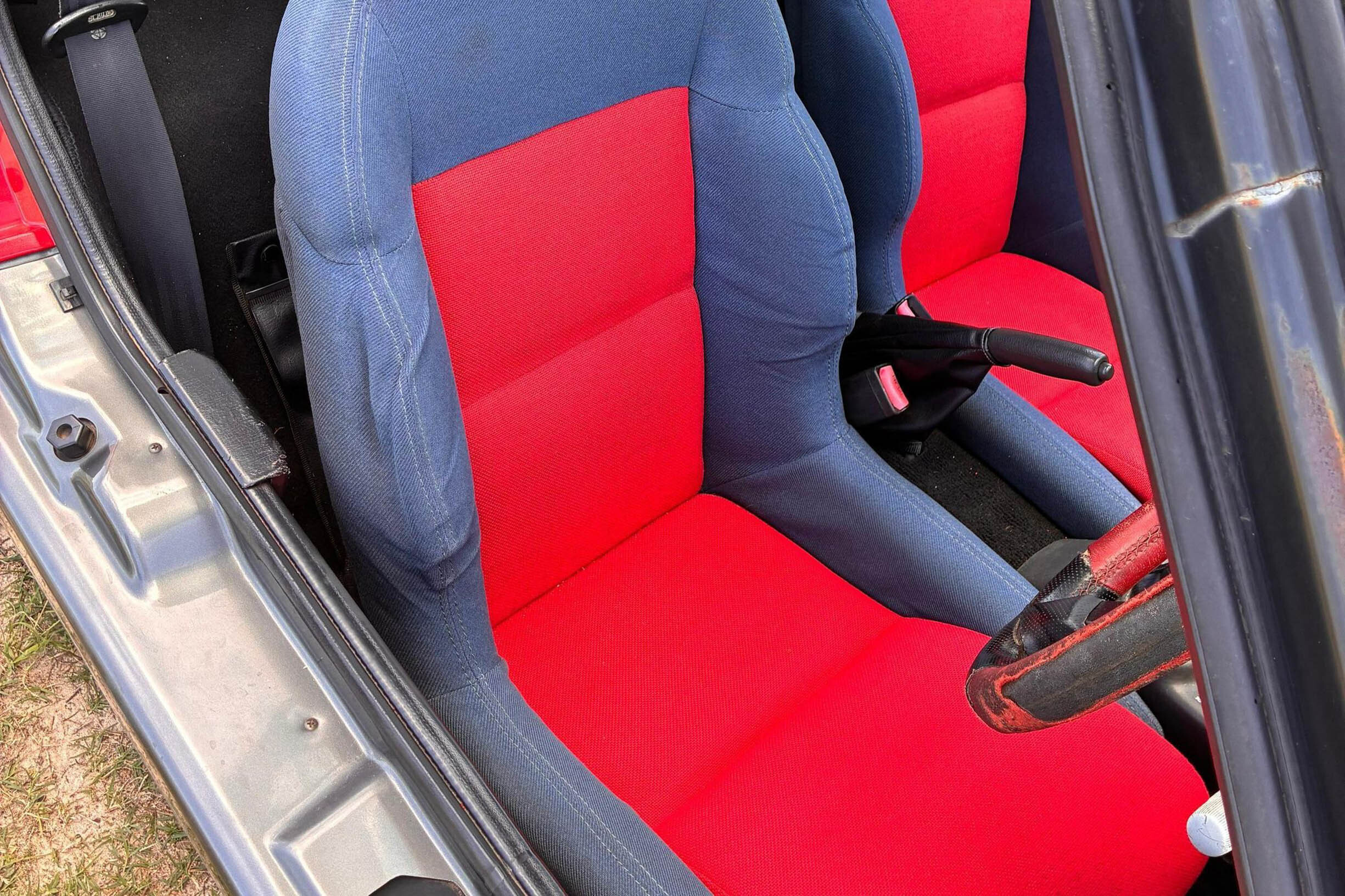 Mazda’s Kei Supercar Only Has 63 HP But Still Pulls Miata Money