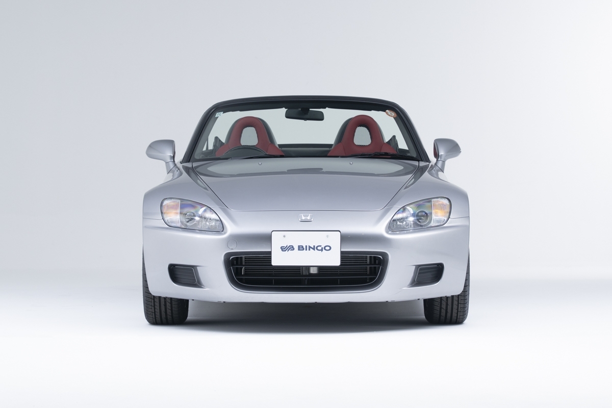 A 679-Mile 2000 Honda S2000 Was Hiding In A Barn