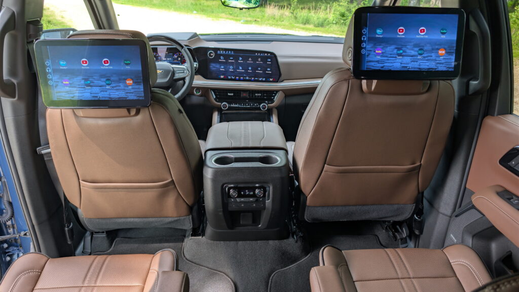  The 2026 Chevy Suburban&rsquo;s Best Seat Isn&rsquo;t The One You&rsquo;re Paying $101K To Drive From | Review